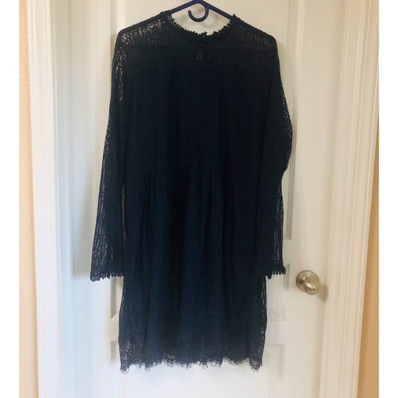Suzanne Betro Dresses & Skirts - Suzanne Betro Mock Neck Lace MidiDress